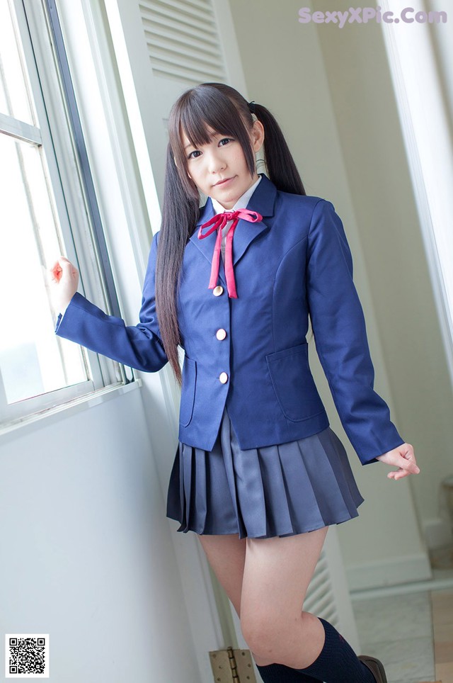 Marie Konishi - Expose Latex Schn No.223f35